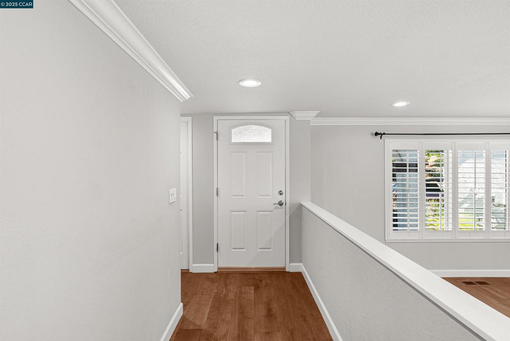 CROSSINGS - Residential