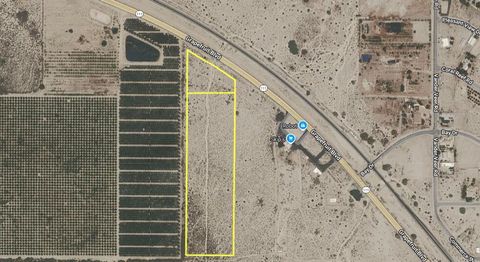 Photo of 8 Grapefruit Boulevard, North Shore, CA 92254 (MLS # 219147800DA)