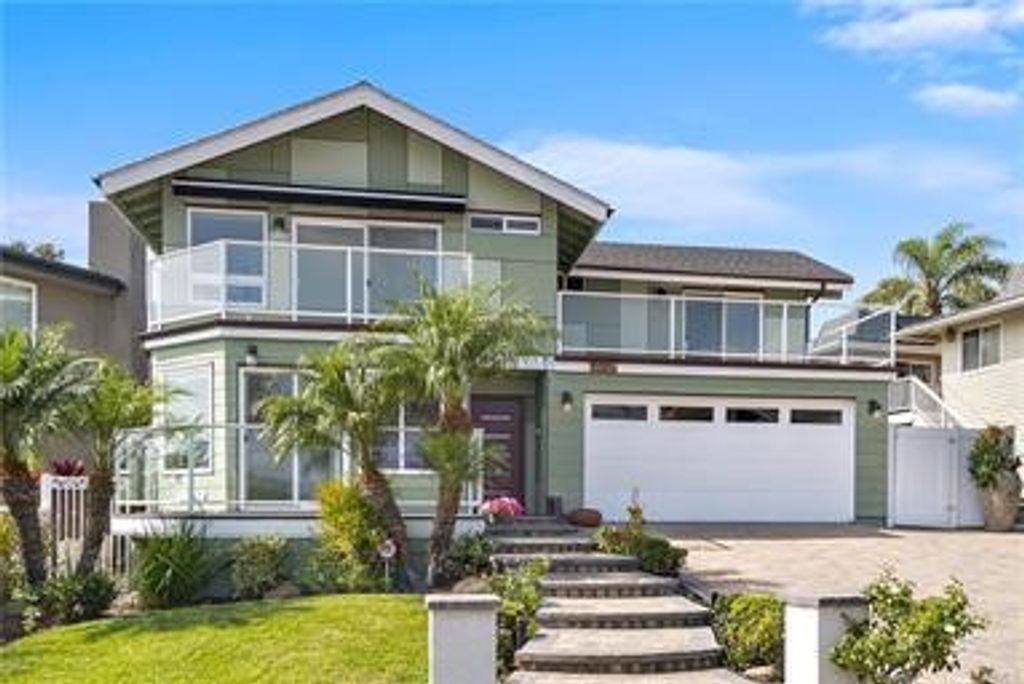 Photo of 34081 Calle La Primavera, Dana Point, CA 92629 (MLS # OC26095489)
