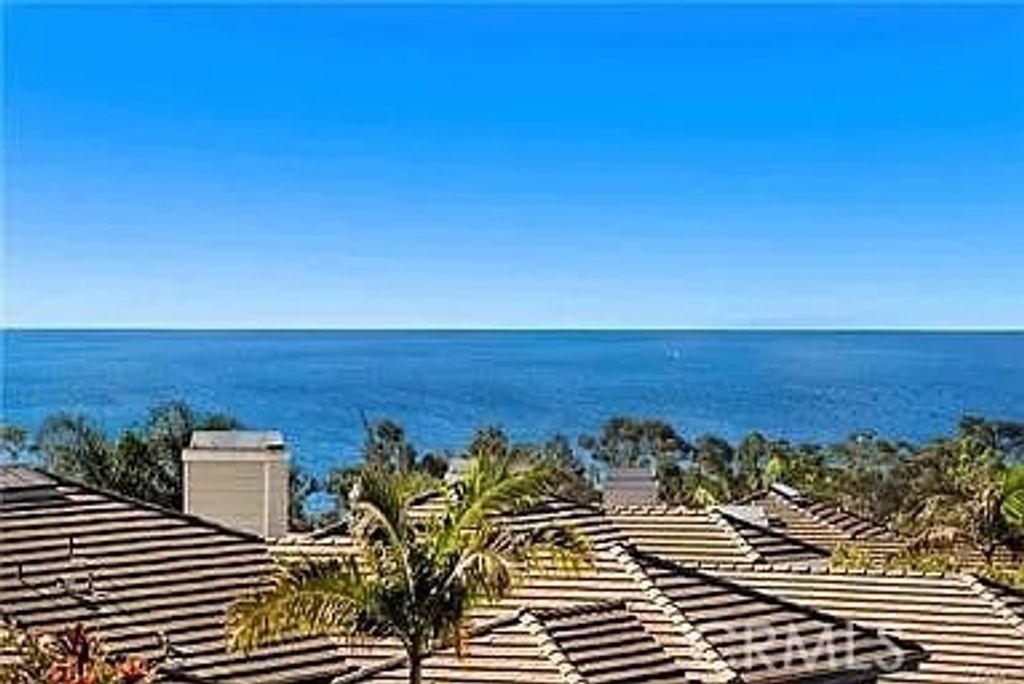 Photo of 34081 Calle La Primavera, Dana Point, CA 92629 (MLS # OC26095489)