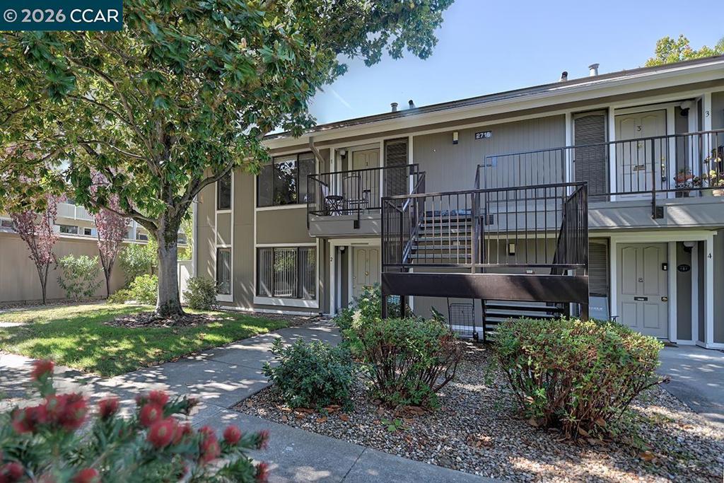 2716 Tice Creek 1