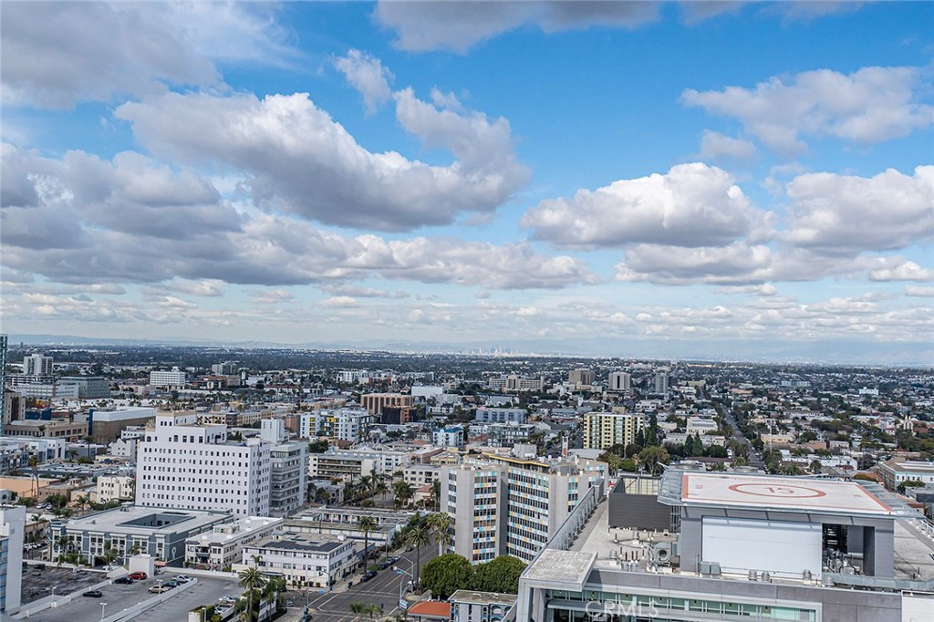 Downtown (DT) - Residential Lease