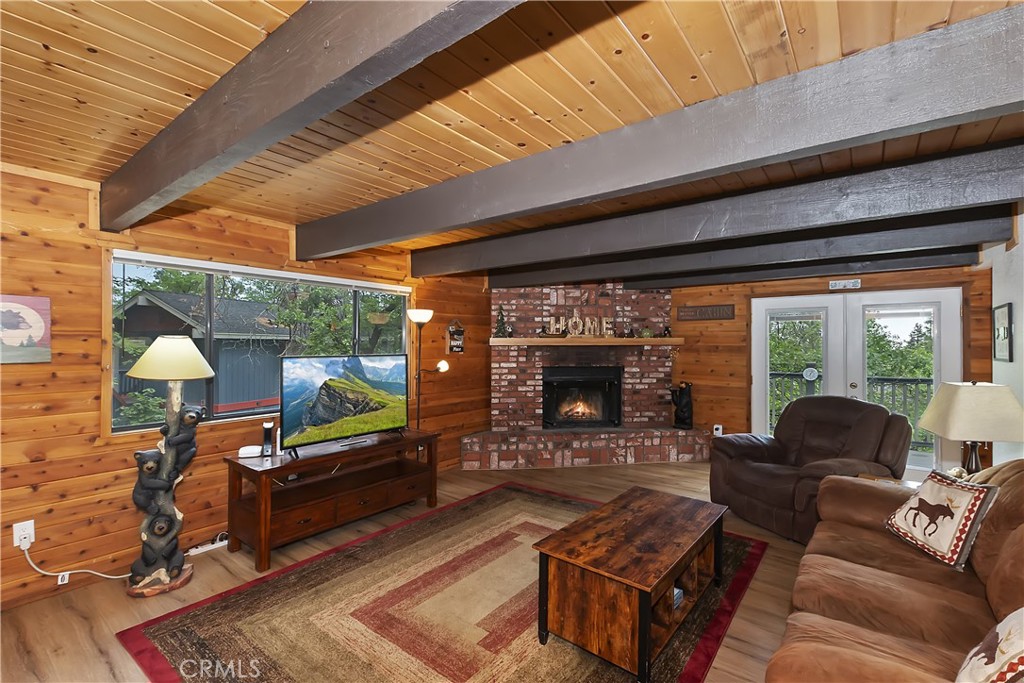 716 Villa Grove Avenue