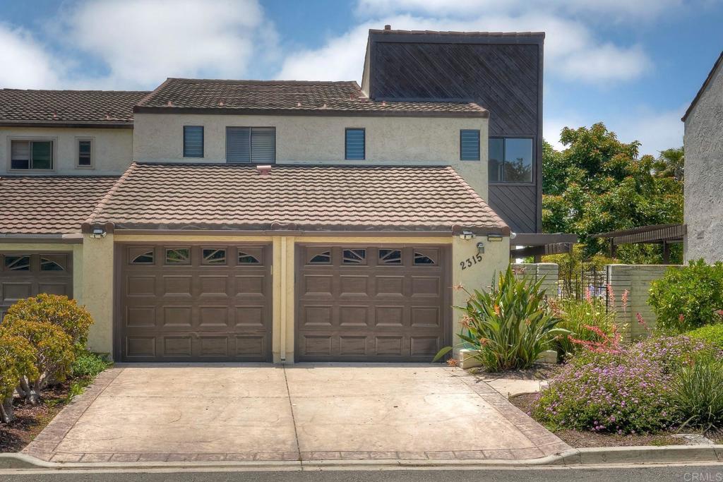 2315 NICKLAUS Drive