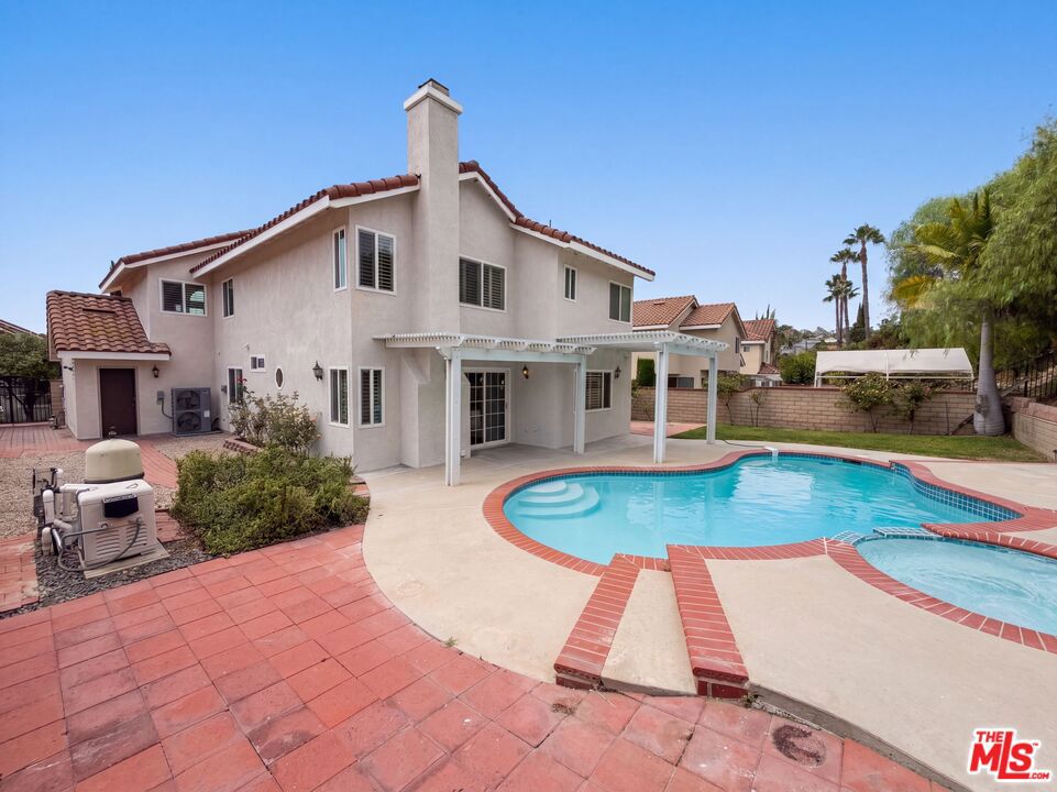 24435 Nan Court