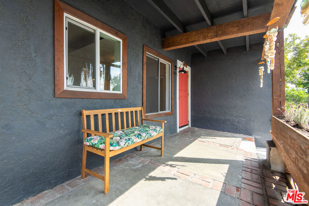 479 Isabel Street
