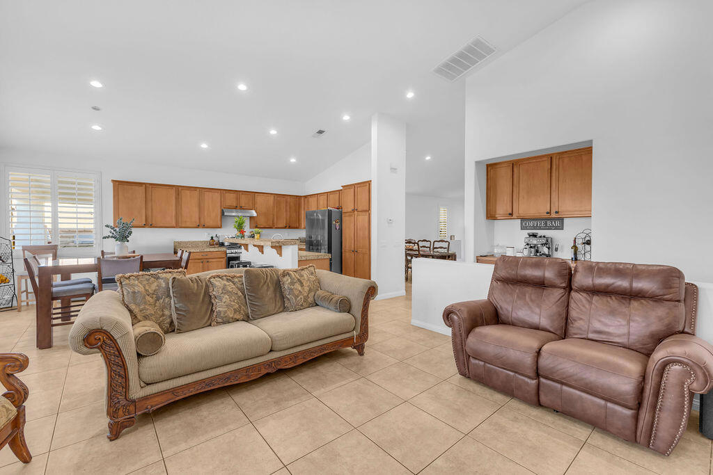 La Morada - Residential