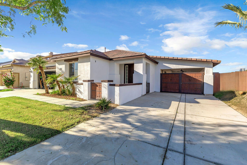 La Morada - Residential