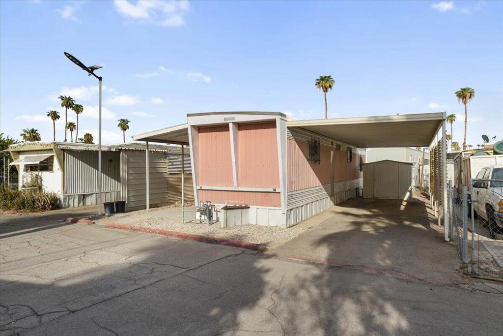 81600 Fred Waring Drive 34