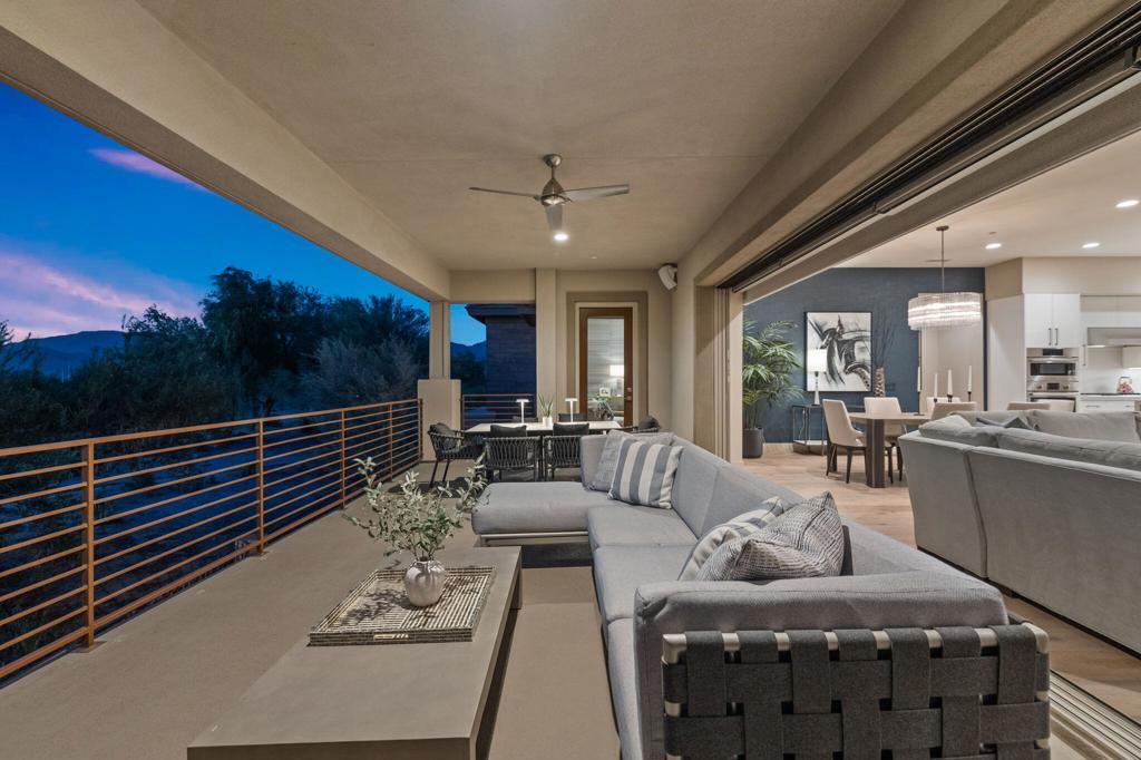 The Retreat at DW - Residential