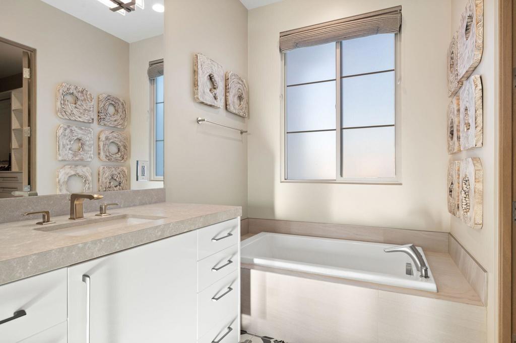 The Retreat at DW - Residential