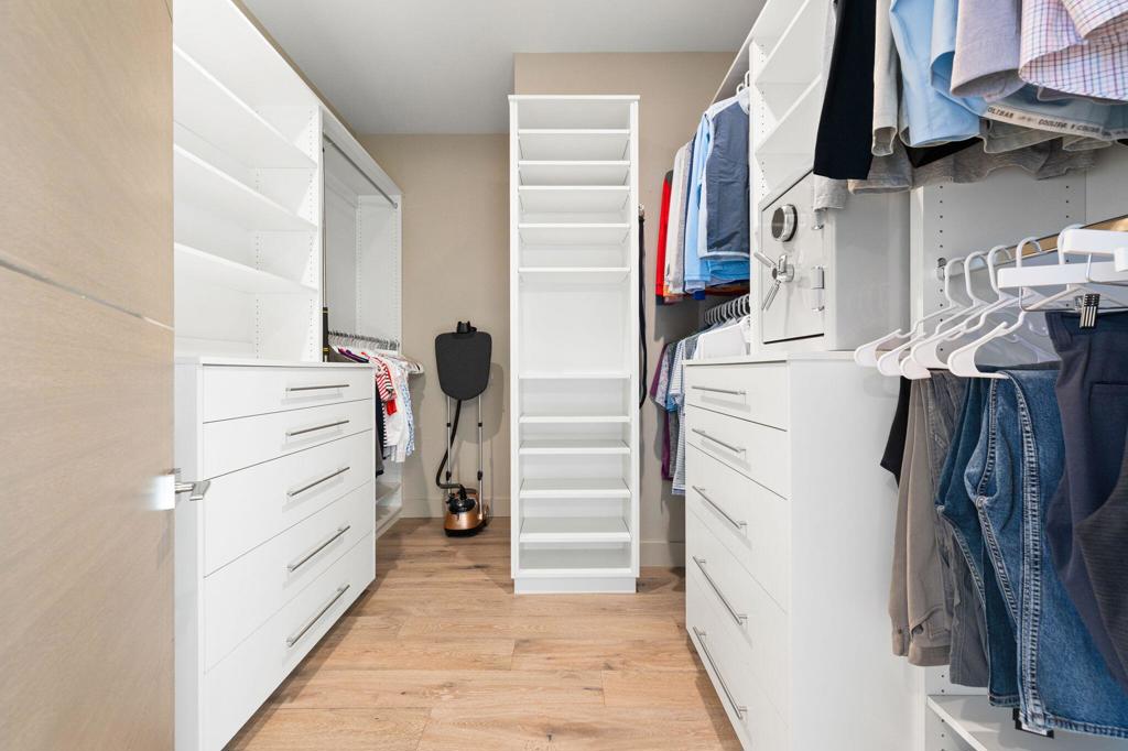 The Retreat at DW - Residential