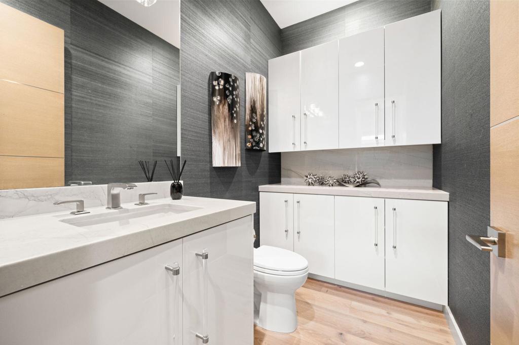 The Retreat at DW - Residential