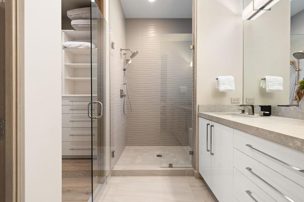 The Retreat at DW - Residential