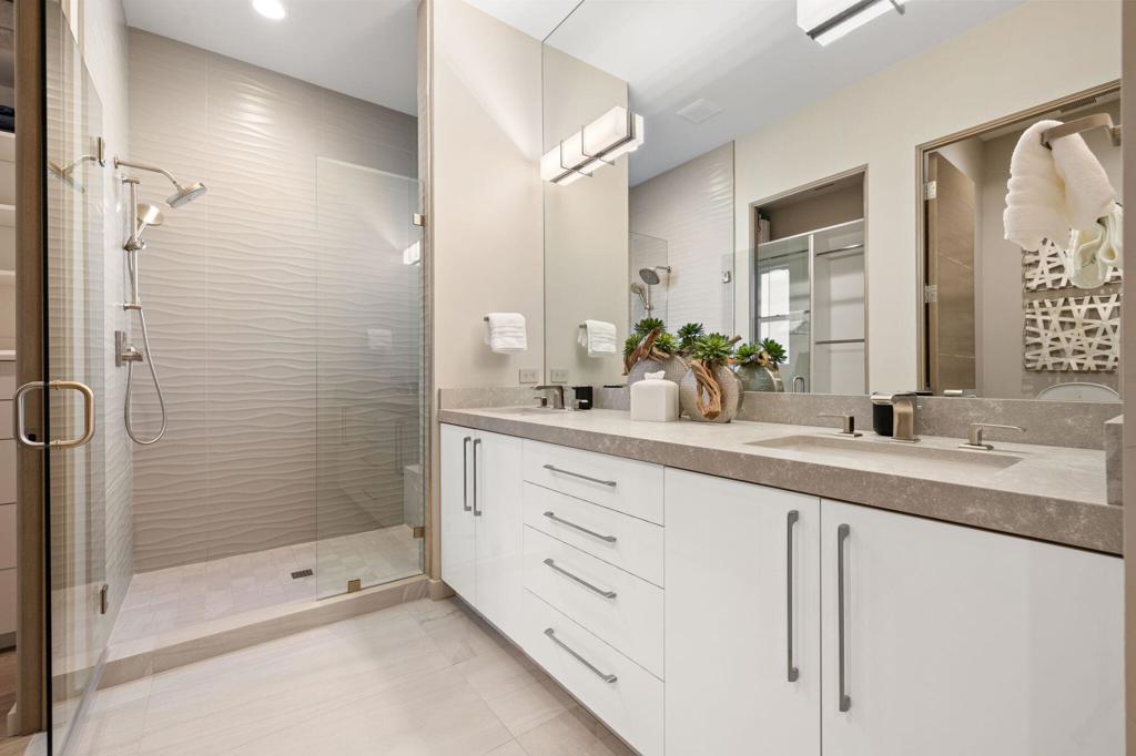 The Retreat at DW - Residential