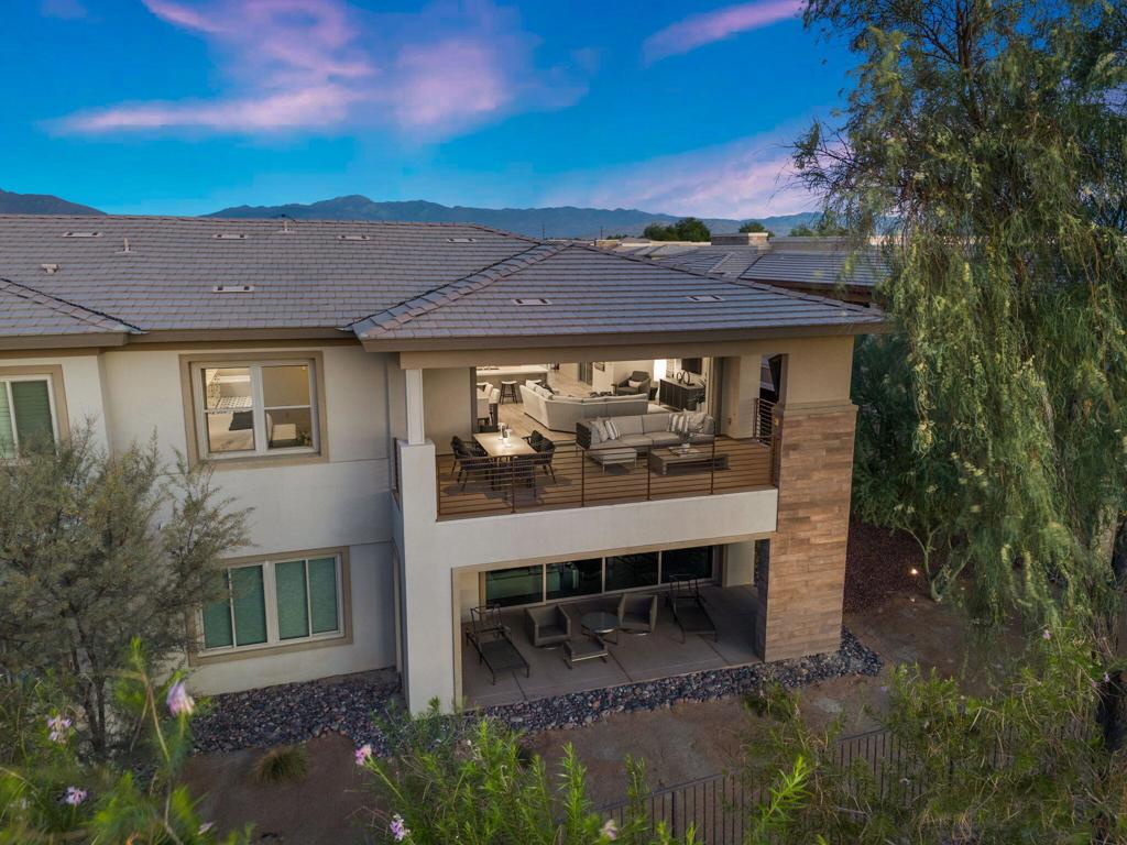 The Retreat at DW - Residential