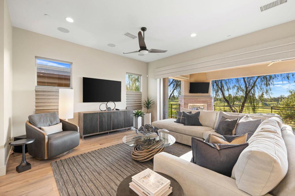 The Retreat at DW - Residential