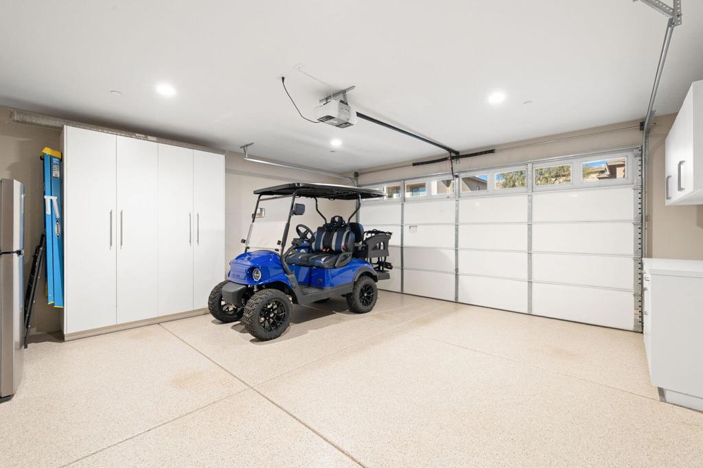 The Retreat at DW - Residential