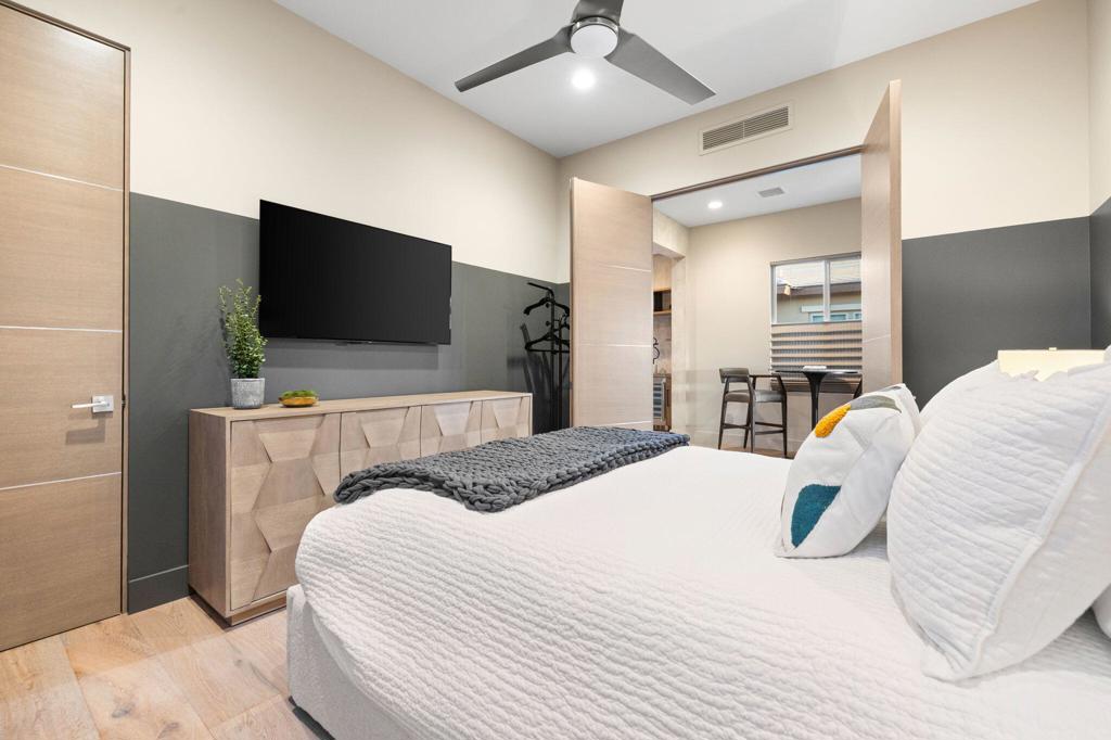 The Retreat at DW - Residential