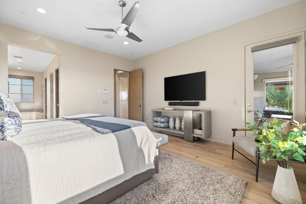 The Retreat at DW - Residential