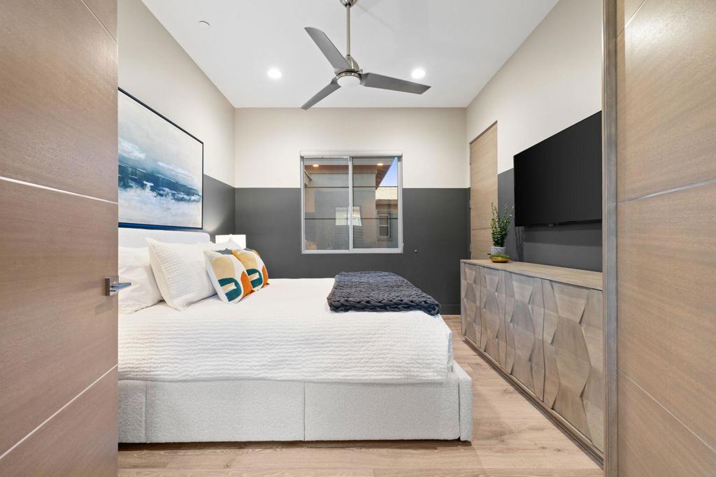 The Retreat at DW - Residential