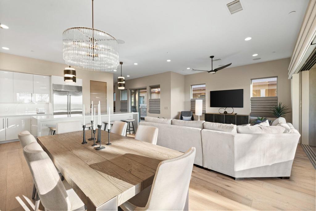 The Retreat at DW - Residential