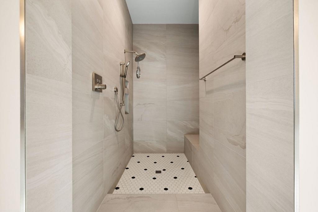 The Retreat at DW - Residential