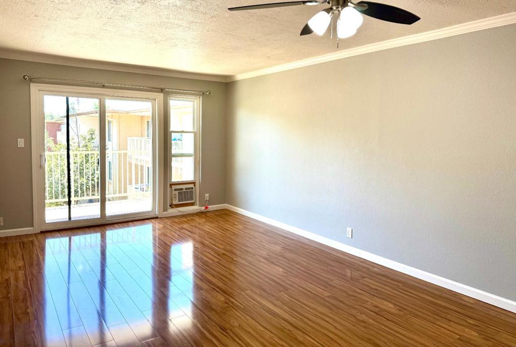 Properties 4 38455 Bronson Street 325