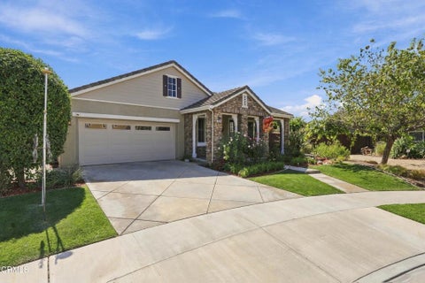 Tiny photo for 10374 New Haven Street, Ventura, CA 93004 (MLS # V1-39011)