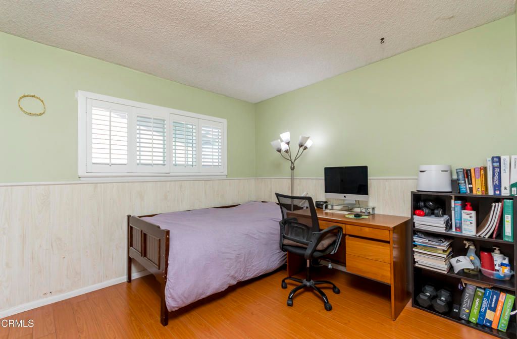 listing image 130728741284653975466