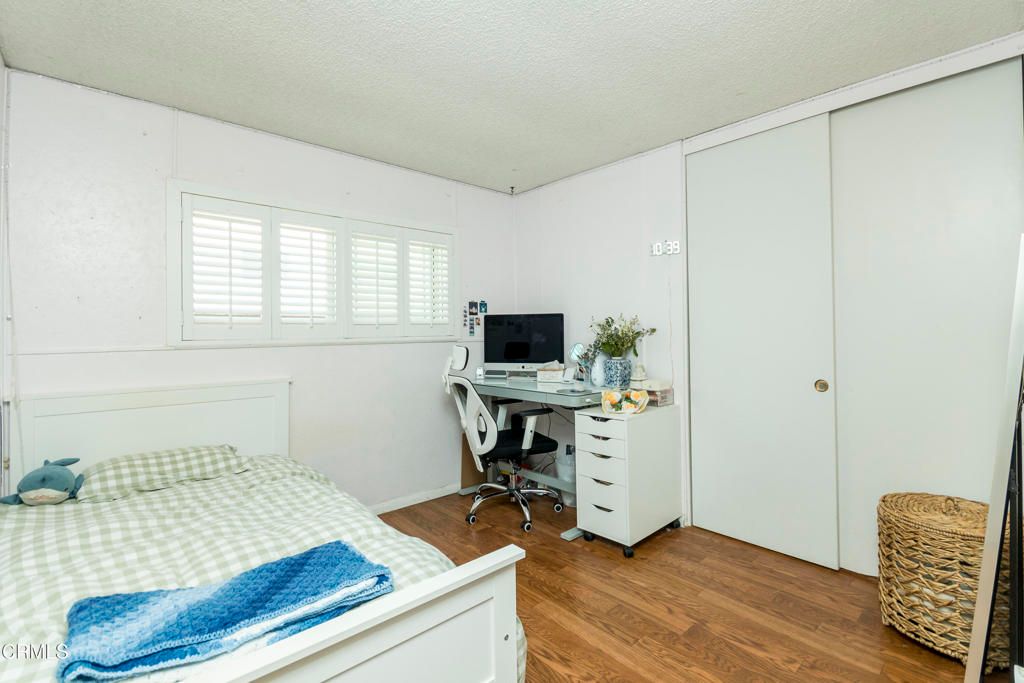 listing image 130720386206674425616