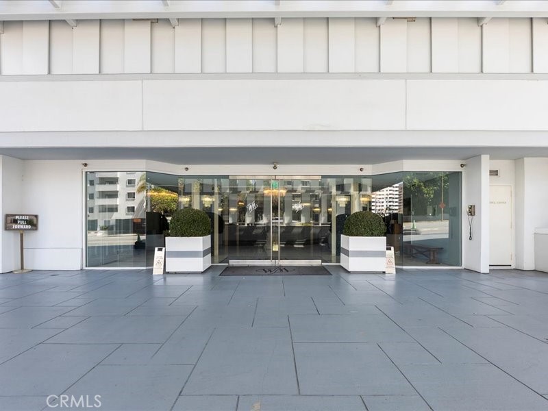 10660 Wilshire Boulevard 302