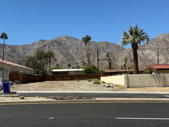 12345 Eisenhower Dr