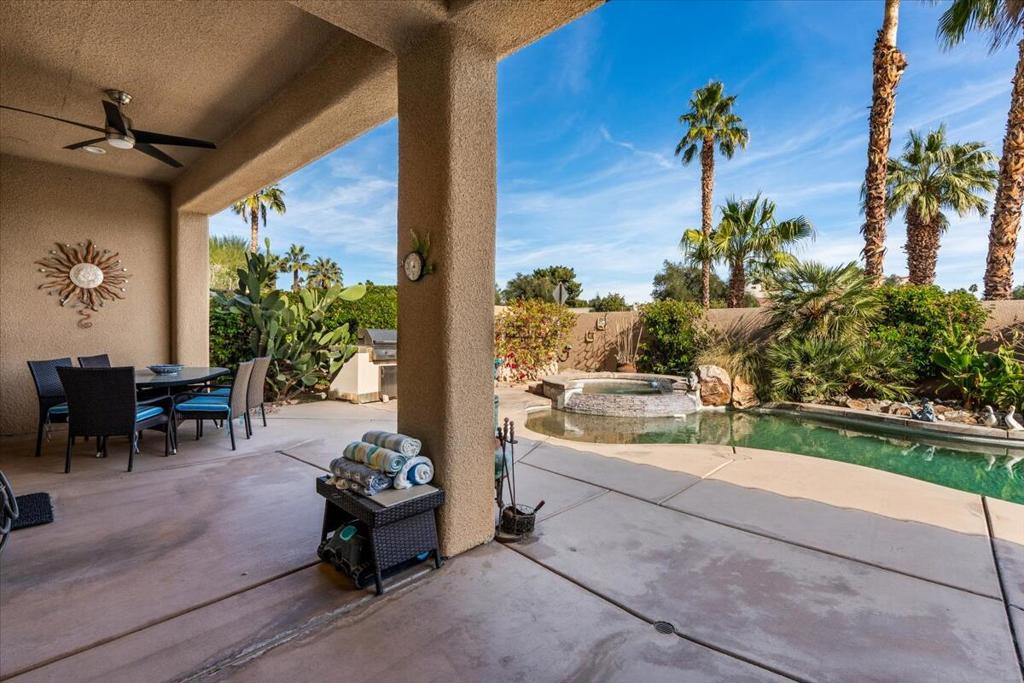 Vista Mirage - Residential