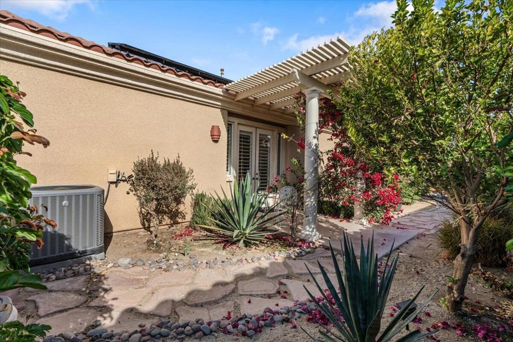 Vista Mirage - Residential