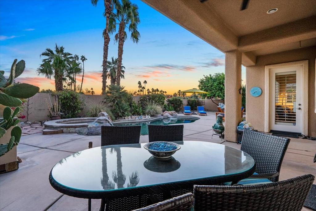Vista Mirage - Residential