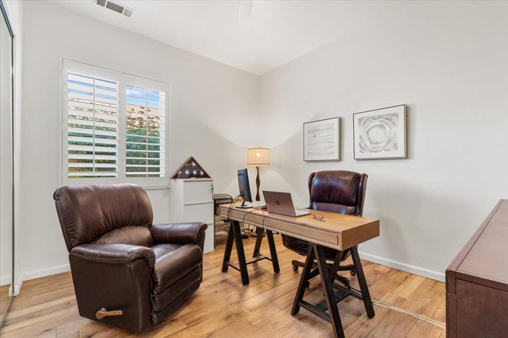 Vista Mirage - Residential