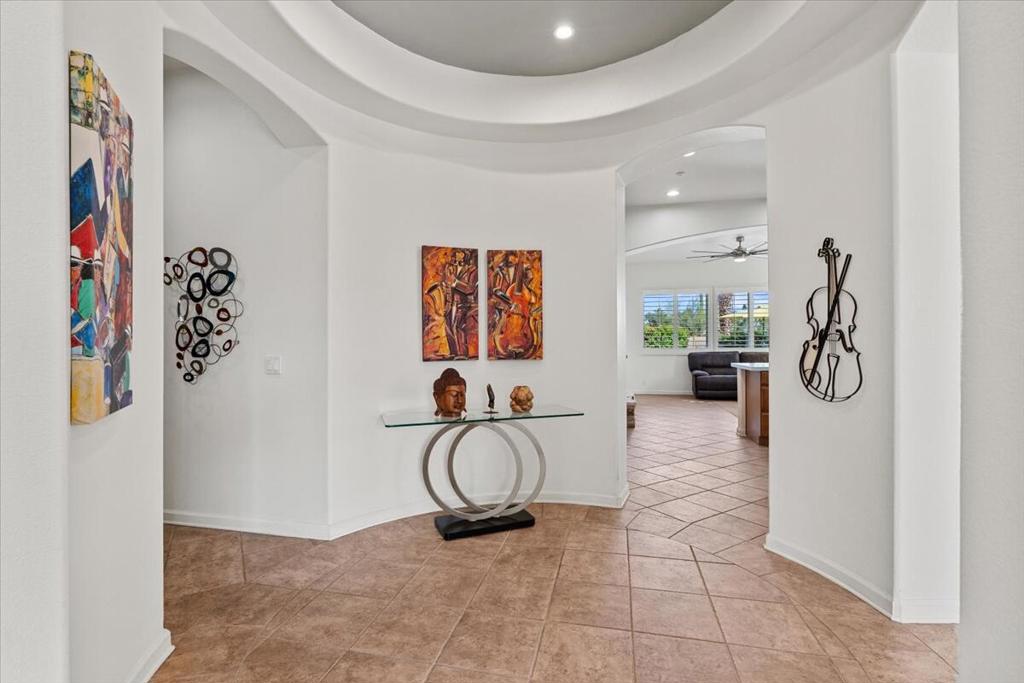 Vista Mirage - Residential