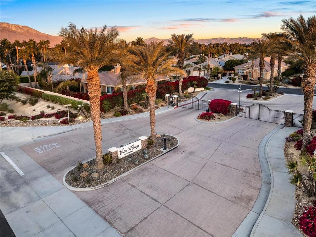 Vista Mirage - Residential