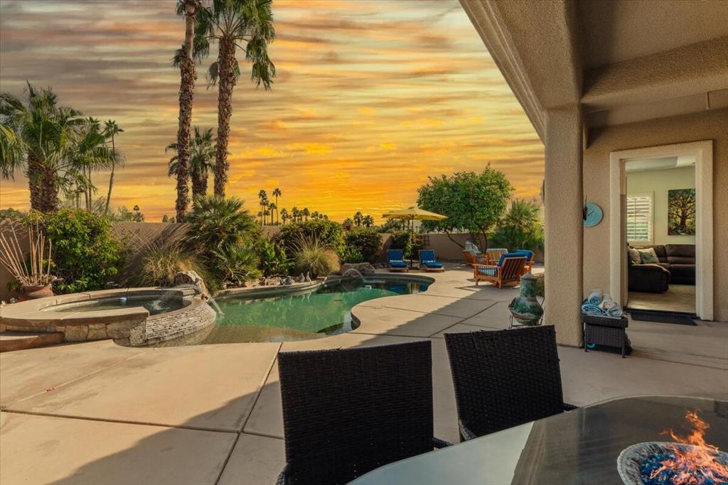 Vista Mirage - Residential