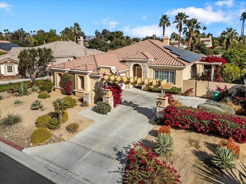 Vista Mirage - Residential