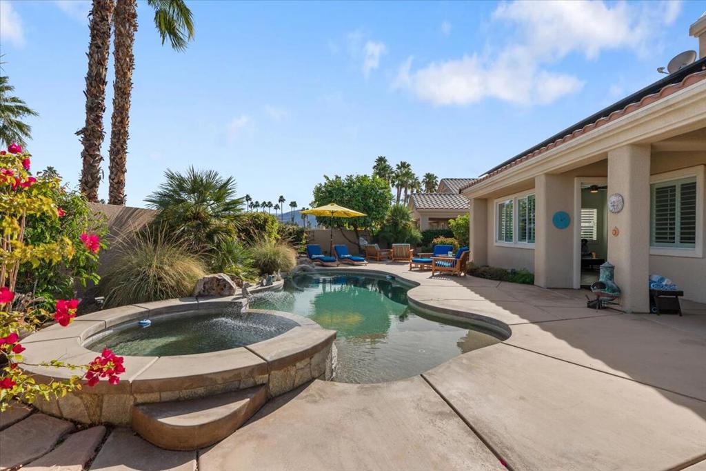 Vista Mirage - Residential