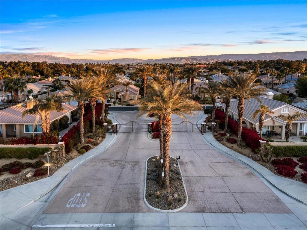 Vista Mirage - Residential