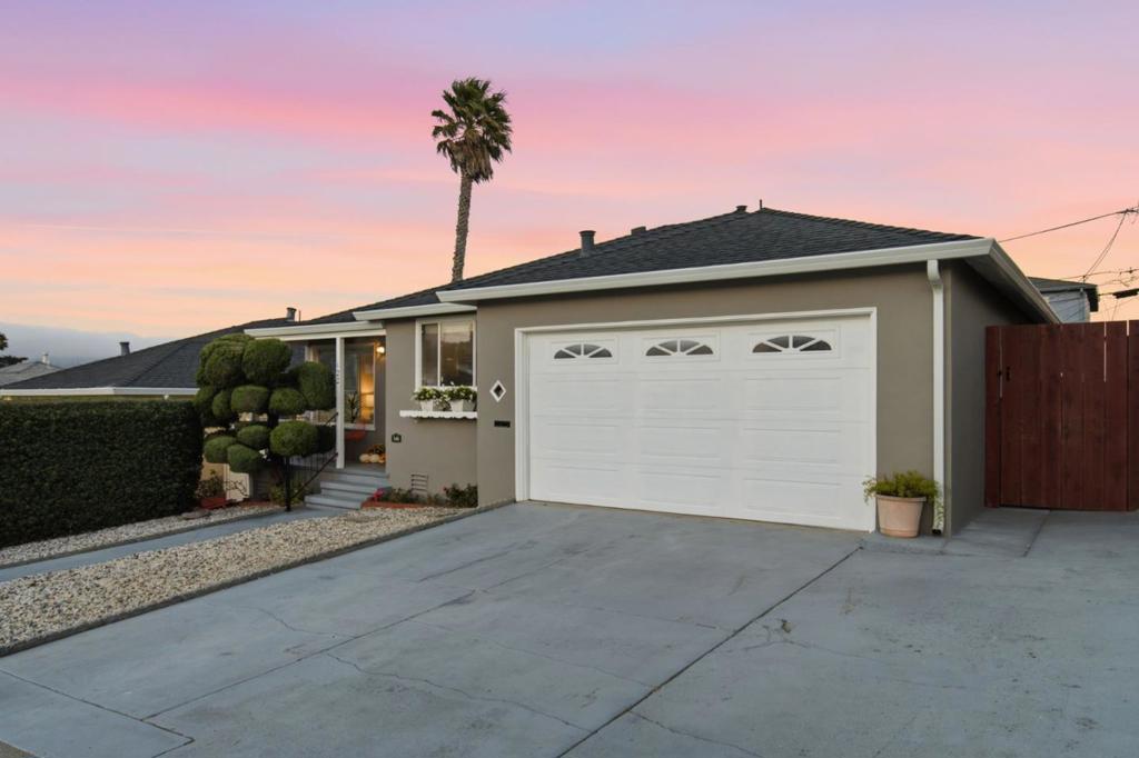 122 Sherwood Way