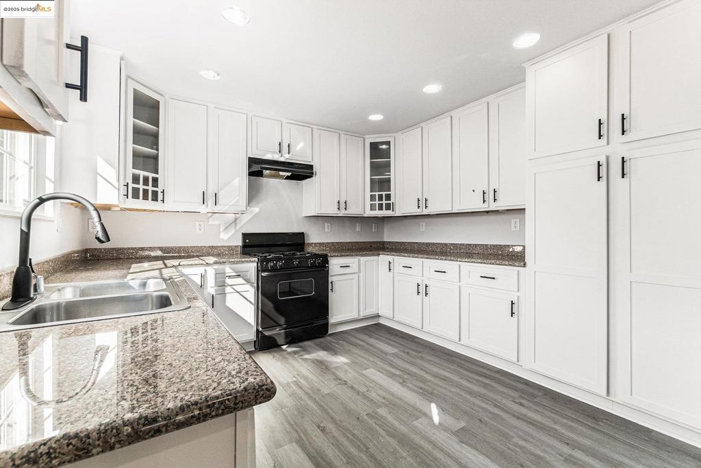 CONTRA LOMA - Residential