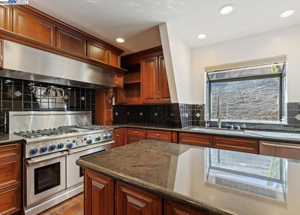 Not Listed - Residential