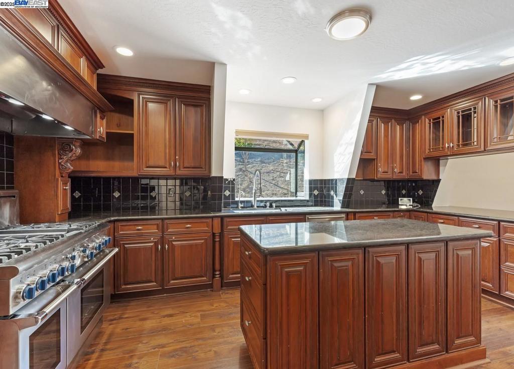 Not Listed - Residential