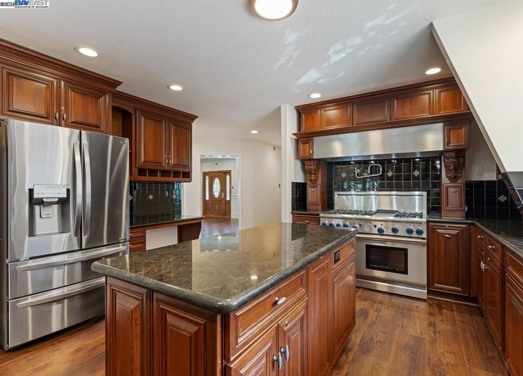 Not Listed - Residential