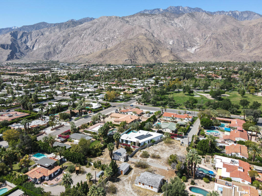 Movie Colony East - Residential