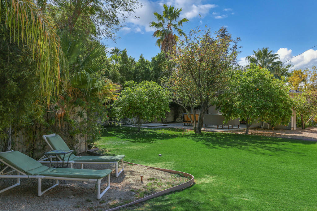 Movie Colony East - Residential